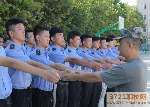 【哈尔滨技校】哈尔滨铁路技校招生分数线是多少