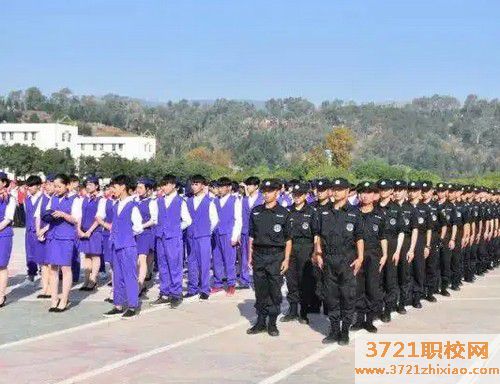 【哈尔滨高铁学校】哈尔滨哪个高铁学校好及录取分数线是多少