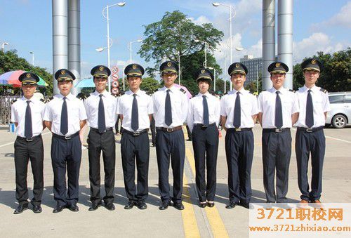 【哈尔滨航空学校】哈尔滨航空服务学校报名时间