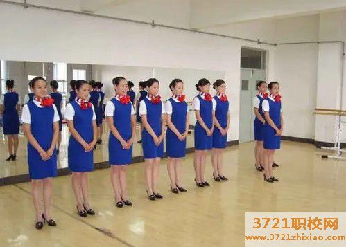 【哈尔滨航空学校】哈尔滨女生读航空服务专业好吗好就业吗