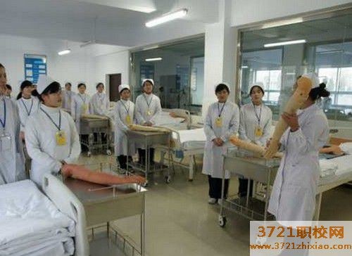 哈尔滨护理学校录取分数