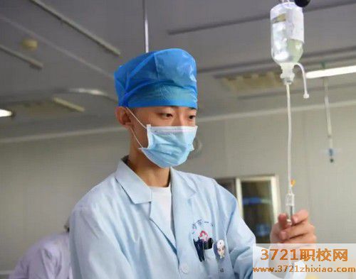 哈尔滨男生读护理专业好吗?好就业吗