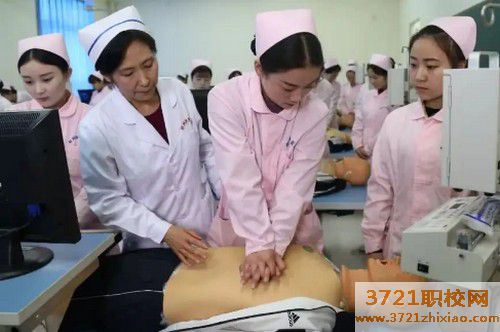 哈尔滨护理专业就业形势及前景好不好