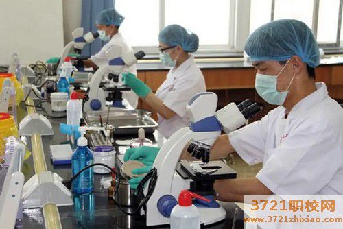 哈尔滨医学检验专业学制是多久？是几年