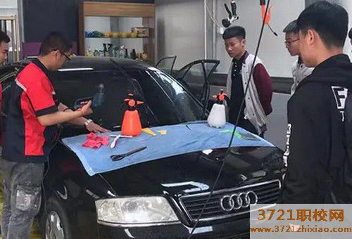 【哈尔滨汽修学校】哈尔滨地区汽修学校报名时间