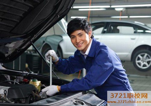 哈尔滨男生读汽修学校好吗？好就业吗