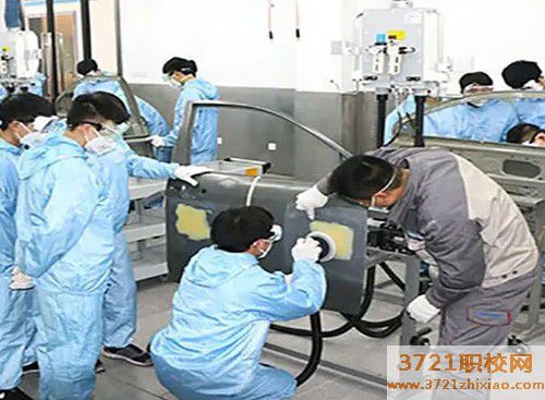 【哈尔滨汽修学校】哈尔滨最好的大专汽修学校是哪个