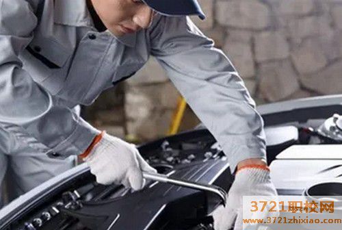 【哈尔滨汽修学校】哈尔滨汽修专业好的职业学校排名