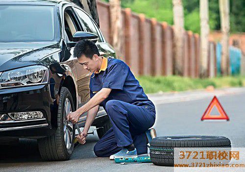 【哈尔滨汽修学校】哈尔滨地区内比较好的汽修中专学校