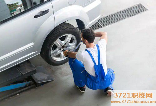 【哈尔滨汽修学校】哈尔滨汽修专业好的中专学校排名