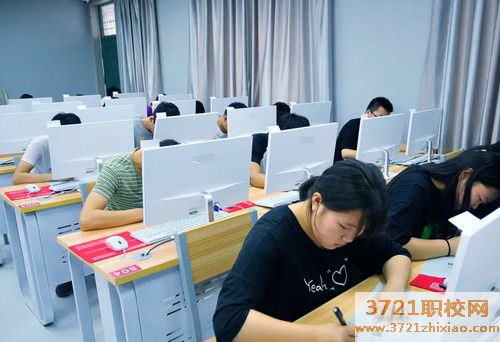 【哈尔滨计算机学校】哈尔滨女生学计算机专业好吗