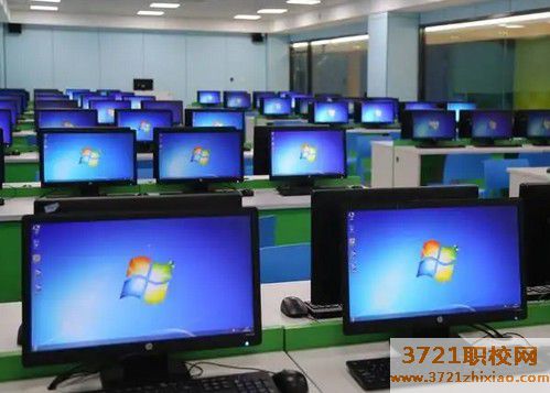 青岛计算机专业学校