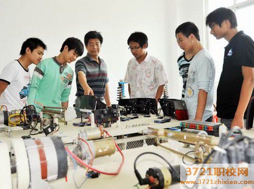 青岛口碑好的中专技校