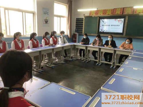 【西安铁路学校】陕西省第二商贸学校高速铁路乘务专业召开教学工作师生座谈会