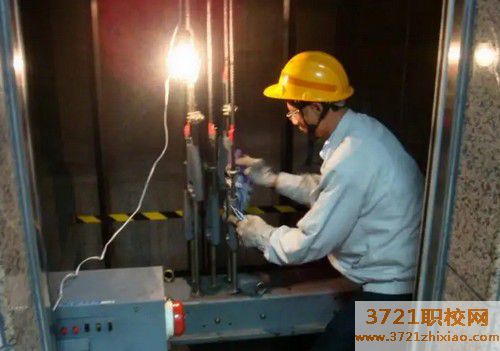 陕西西安技校中专职高有电梯专业吗