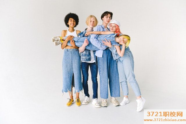 2023年海南州民族职业技术学校招生简章