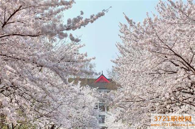 2022湘潭市工业贸易中等专业学校-今日更新