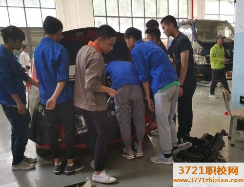 太原学汽修学费多少