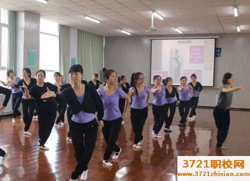 重庆女孩就业率最好的专业