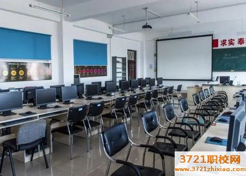 济南男孩学什么专业前景好