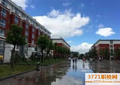 济南技校一般要多少学费