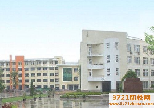 青岛女生读什么职高好