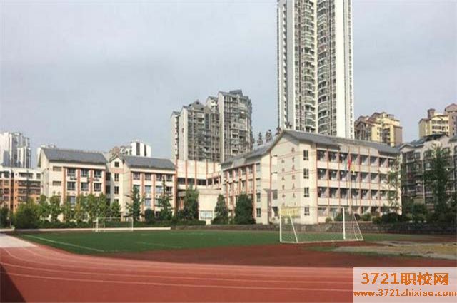 河北新龙科技技工学校有哪些优势?