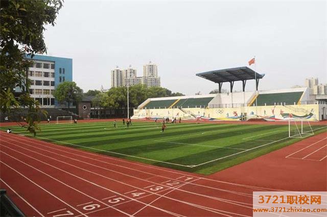 【山东技工学校有哪些】山东港口工程高级技工学校铁路定向班报名须知有哪些?