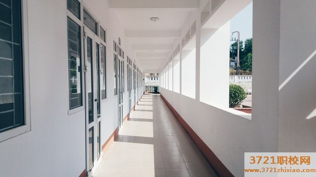 青岛建国职业学校是正规学校吗?