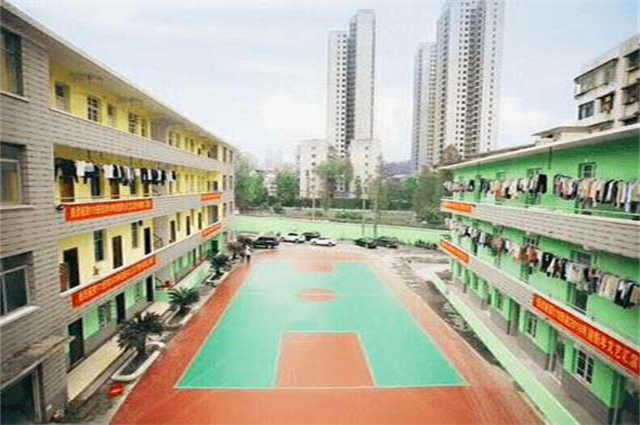 【娄底卫生学校】娄底湘中领航铁路卫生职业学校康复技术专业介绍