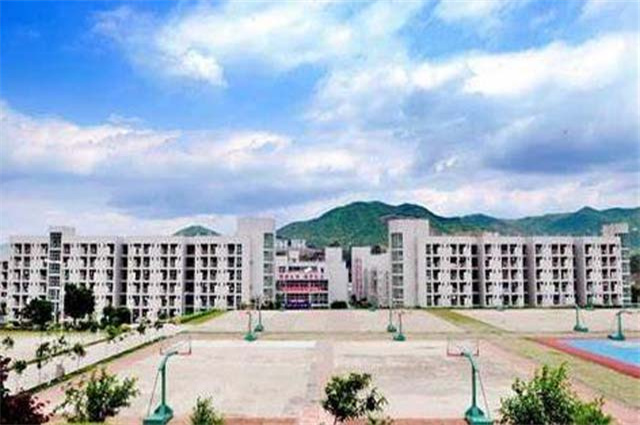 【浙江中专学校】浙江省衢州第二中等专业学校地址_乘车路线