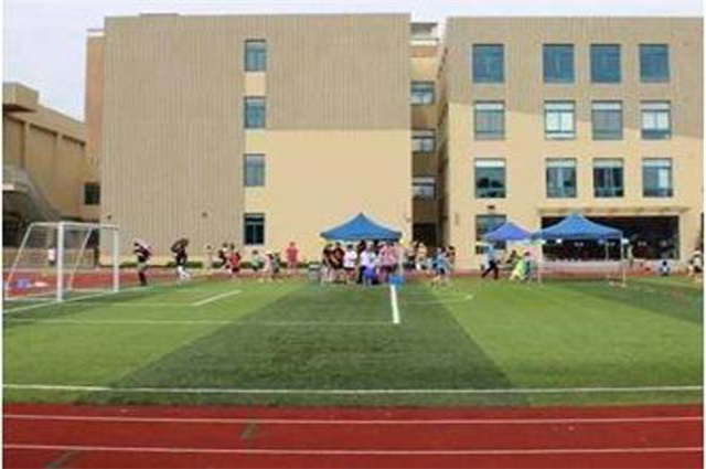 【南通中专学校】创新职教育人模式_铸魂工匠精神_——海安中专开展学校准军事化管理模式总结大会