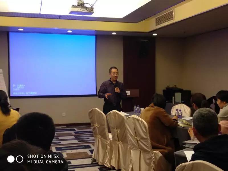 【技能培训】机电工程系教师进行课程开发相关培训