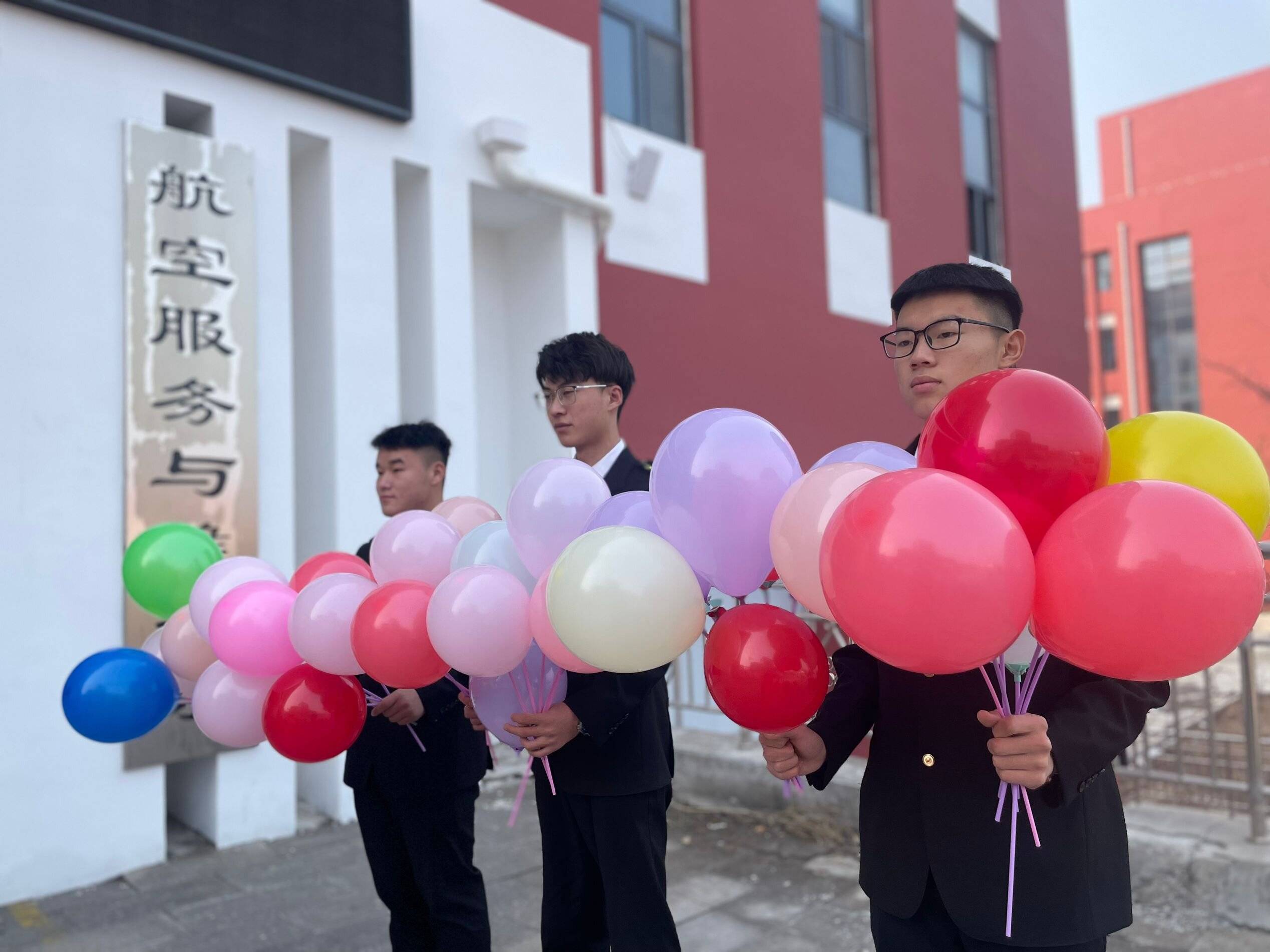 【济南航空学校】济南技师学院共青团航空服务与维护系团总支举行专业社团展示主题团日活动
