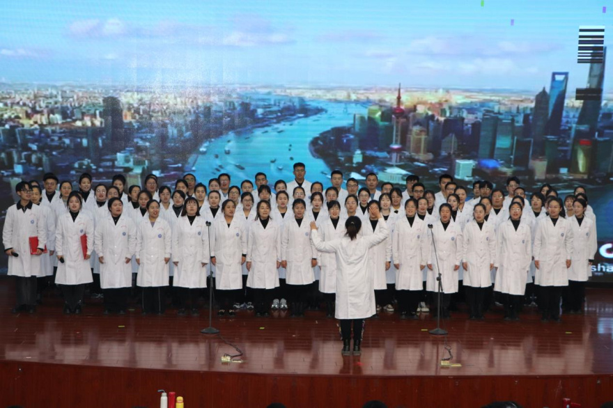 【潍坊职校】潍坊弘景中医药学校“咏唱红歌，钟爱祖国”大型主题演唱会