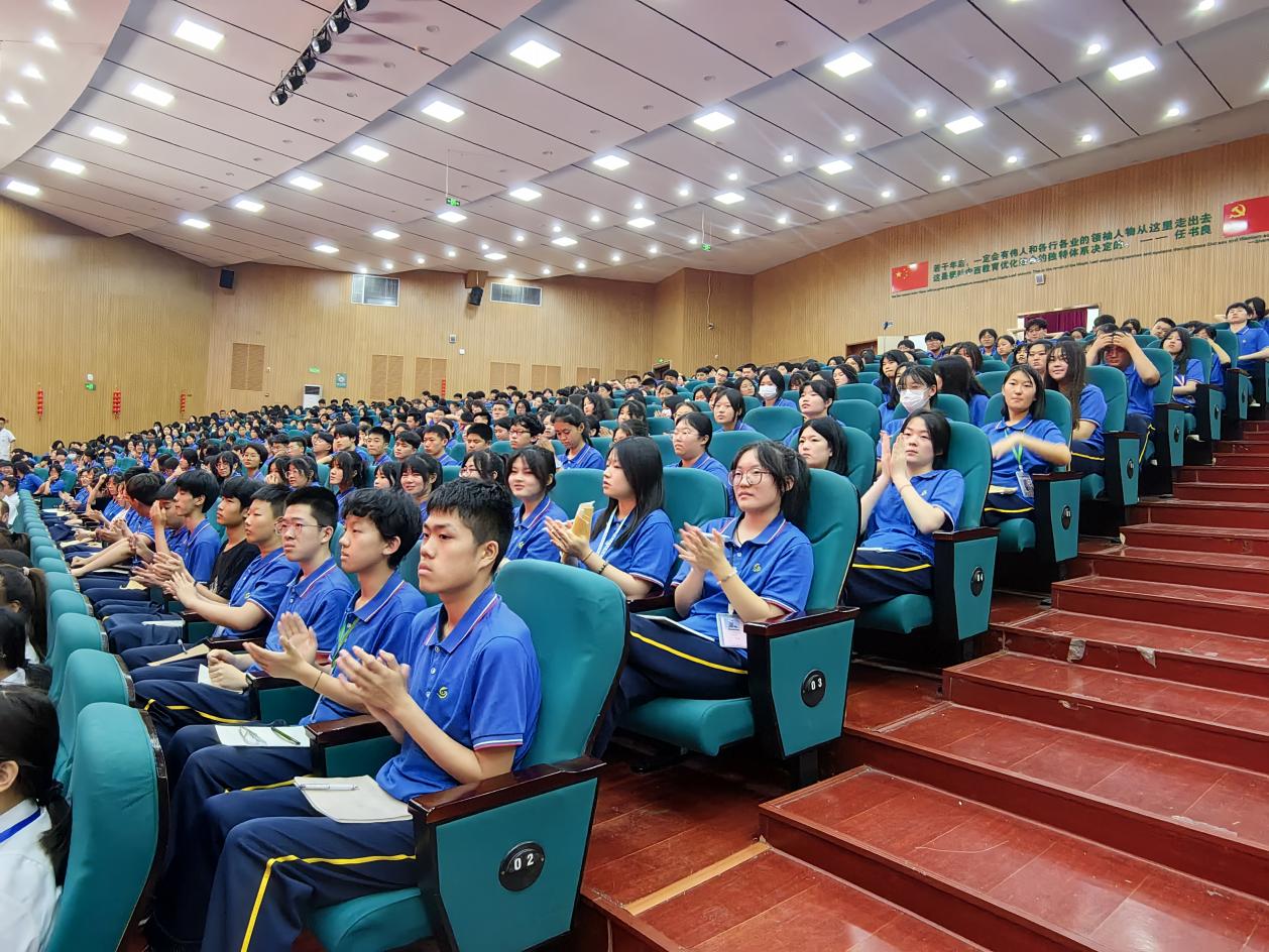 【潍坊职校】潍坊弘景中医药学校法制教育进校园活动