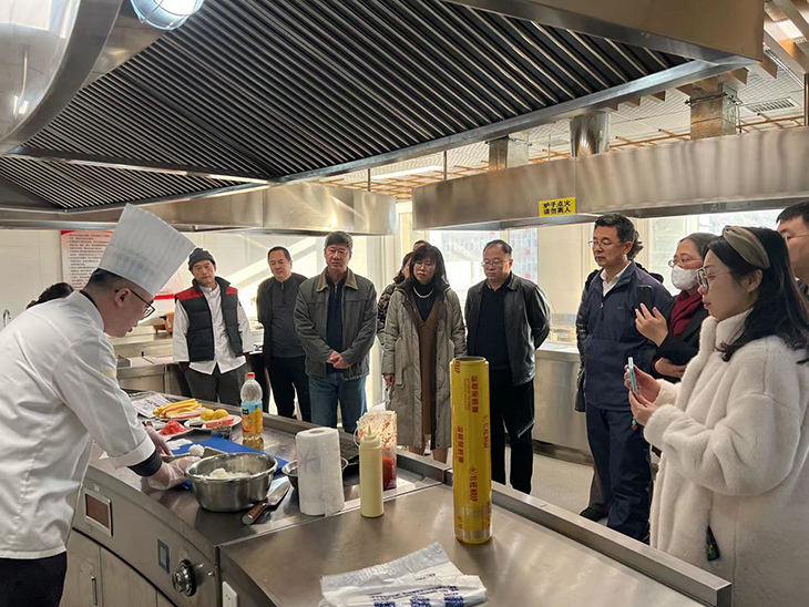 【大连烹饪学校】大连烹饪学校：行业专家进校园 校本研训拓视野