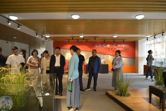 【成都技术学校】西藏山南市第二中等职业技术学校赴青苏职中参观考察