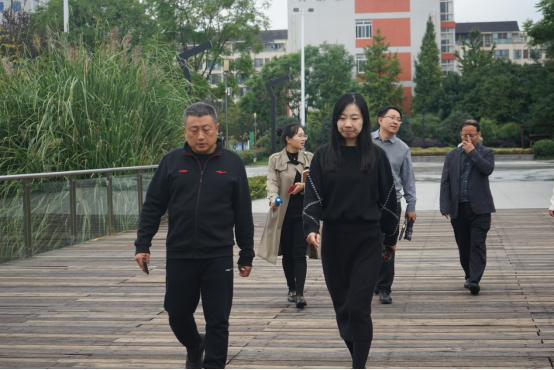 【成都职业学校】重庆市护士学校一行到校研讨交流