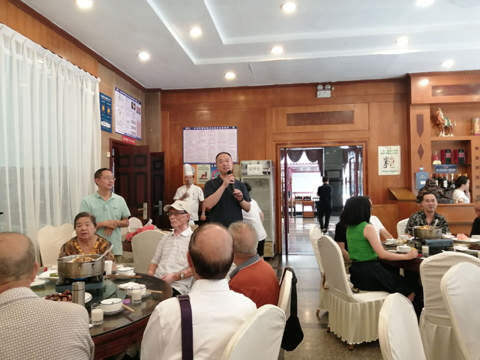 【绵阳职业学校】江油职中退休教职工热烈庆祝第39个教师节