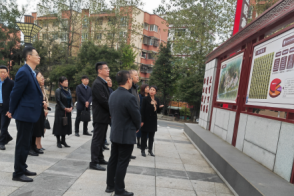 【重庆技术学校】湖北省咸丰县中等职业技术学校到重庆市黔江区民族职业教育中心考察交流