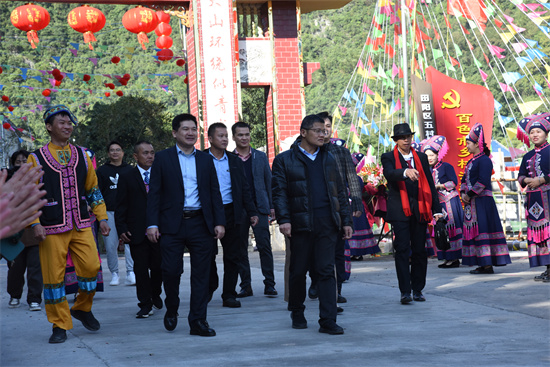 【南宁纺织学校】广西纺织工业学校开展“文化惠民暖人心 乡村振兴增活力”送文化下乡活动