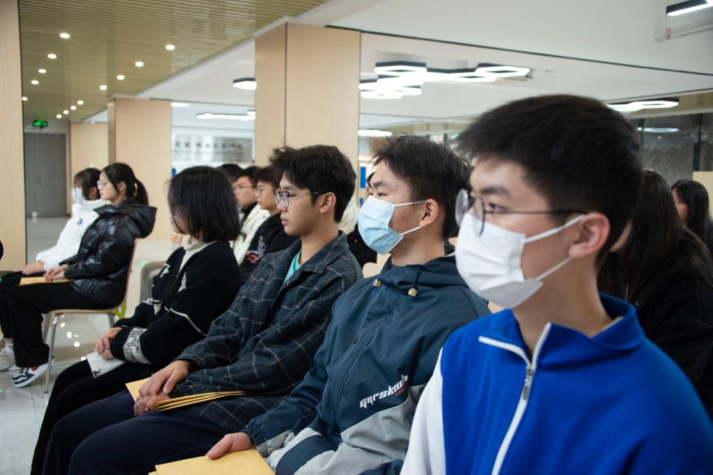 【福州铁路学校】福建铁路机电学校开展团员和青年主题教育示范专题组织生活会