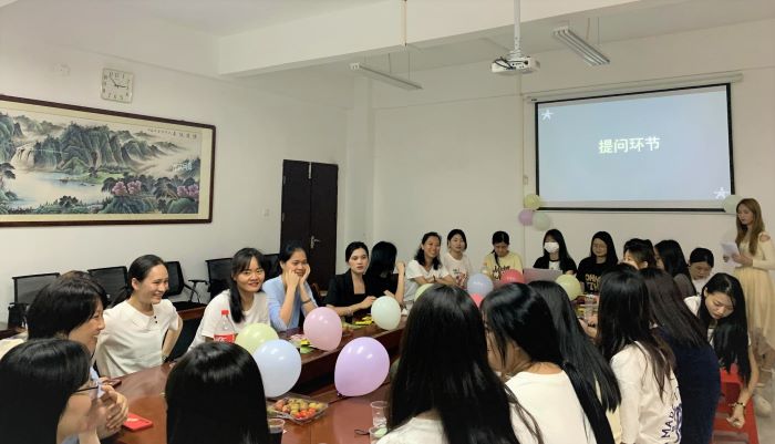 【广州文秘学校】文秘高151班优秀毕业生返校分享就业经验