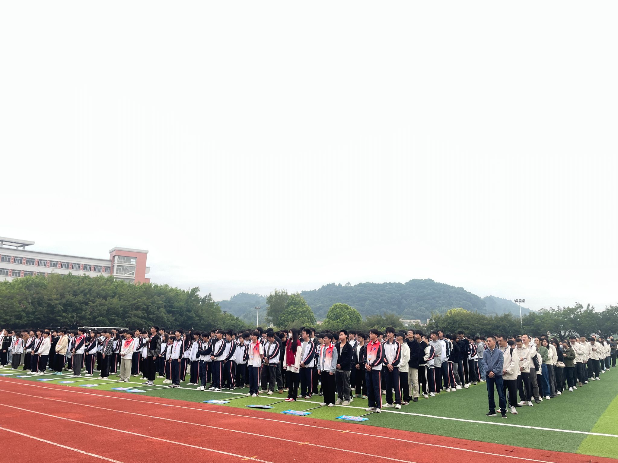 【广州职业学校】建筑工程系举行“重阳节”主题教育