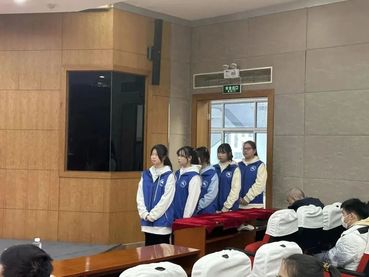 【上海职业学校】“小螺钉”青年志愿服务队助力学院校第十七届技能节闭幕式暨2023年竞赛颁奖典礼顺利召开