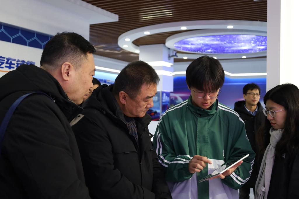 【南京中专学校】南京六合中等专业学校迎来甘肃省金昌市理工中等专业学校教育团队交流访问