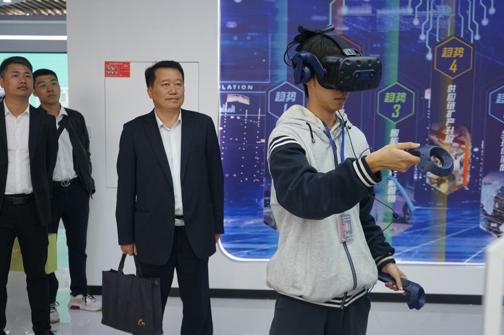 【南京中专学校】南京六合中等专业学校迎来四川省成都市中和职业中学教育团队来访交流