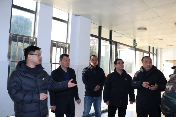 【滁州职业学校】滁州市教体局副局长袁天峰深入天长市工业学校检查校园安全工作