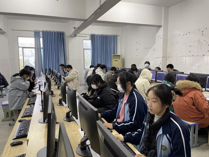 【新余职教中心】市职教中心举行建筑CAD比赛